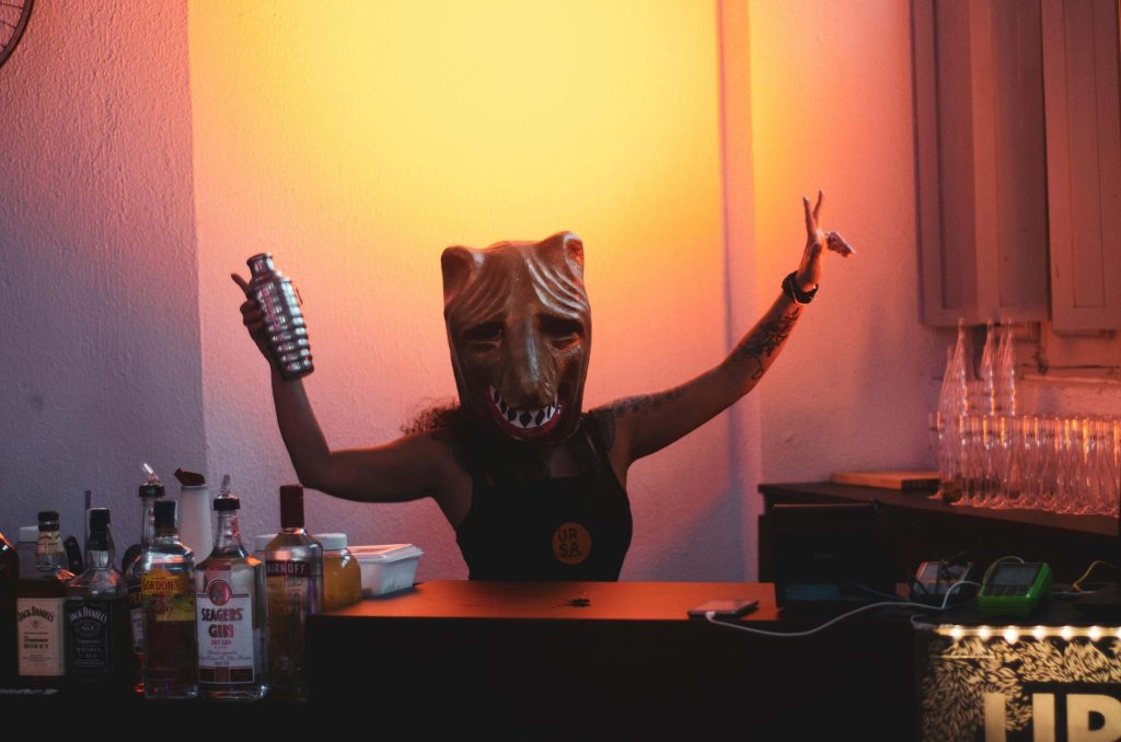 bartender Ibiza 2025